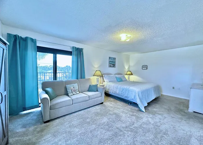 Ocean Breeze 204e Holiday home